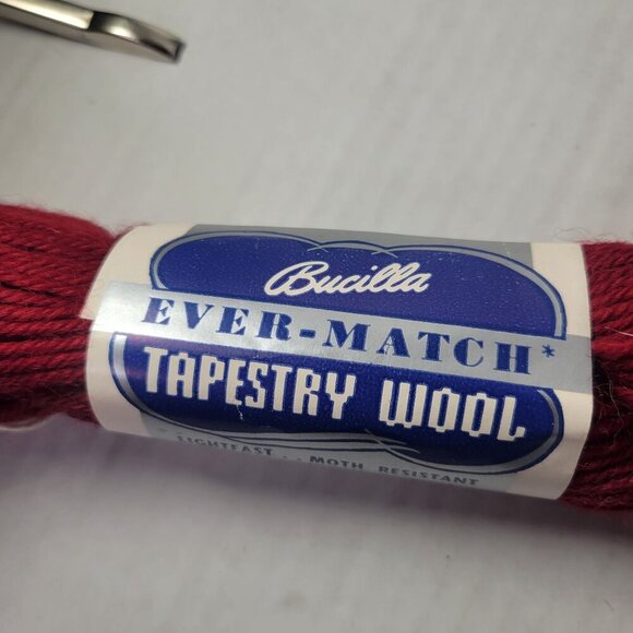 7 Hanks Red Bucilla Tapestry Wool Discontinued Yarn - Picture 2 of 10